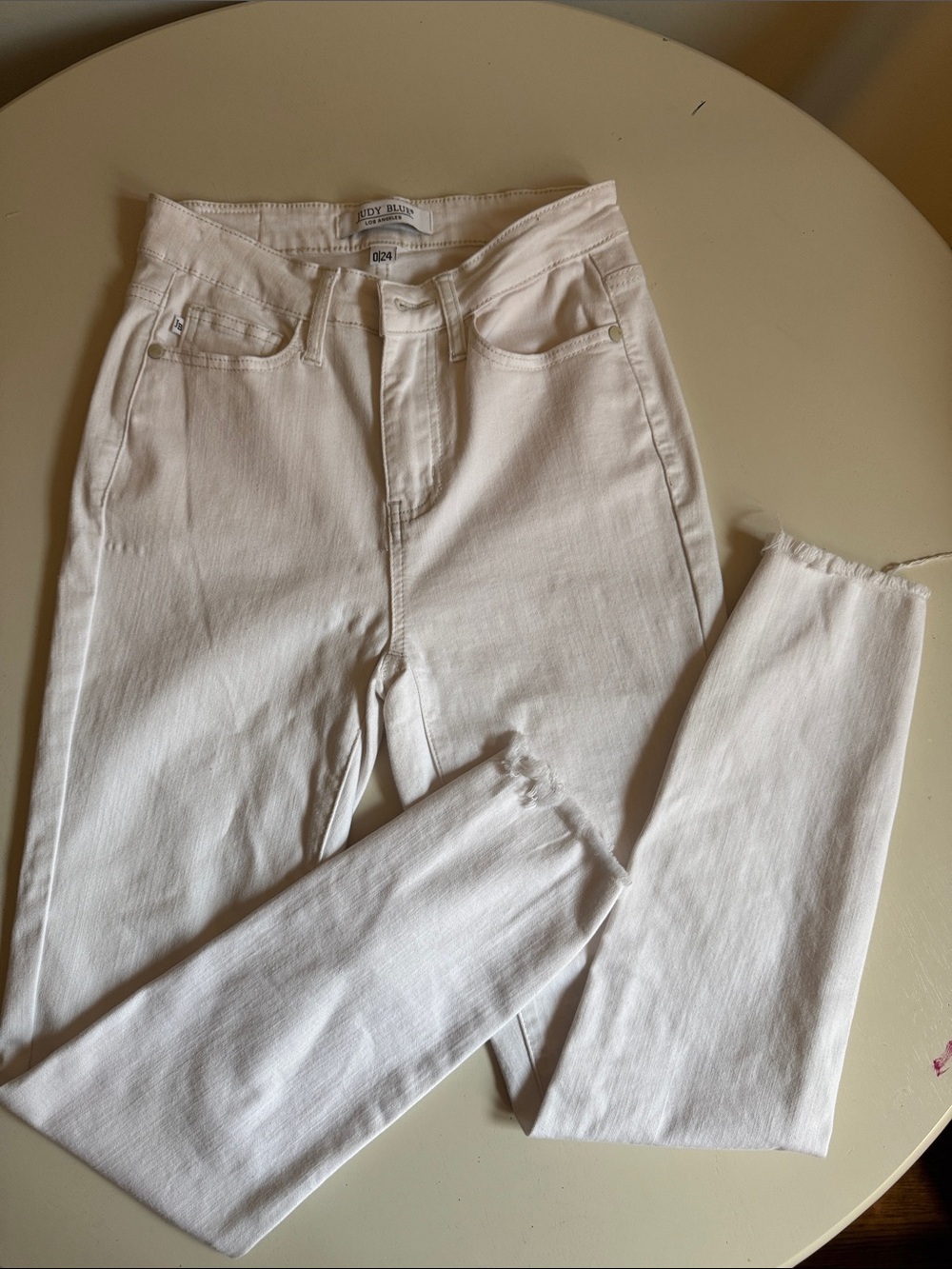 Judy Blue White High-Rise Skinny Jeans with Frayed Hem NWOT